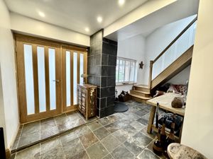 Photo 5- click for photo gallery